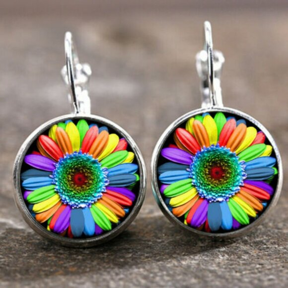 NEW Silver Rainbow LGBTQ 60s Pride Flower Festival Hippie Cabochon Drop Earrings - Picture 1 of 4